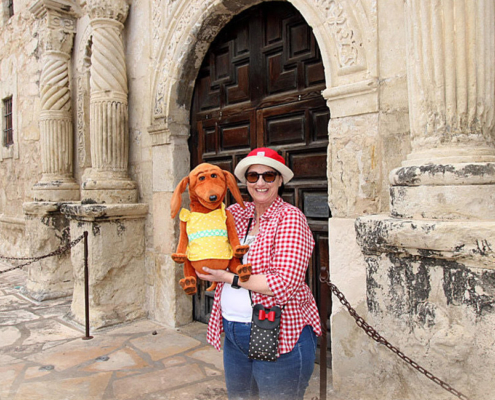 Daisy the Mental Health Dachshund and Seanda at the Alamo | Creative Mental Wellness